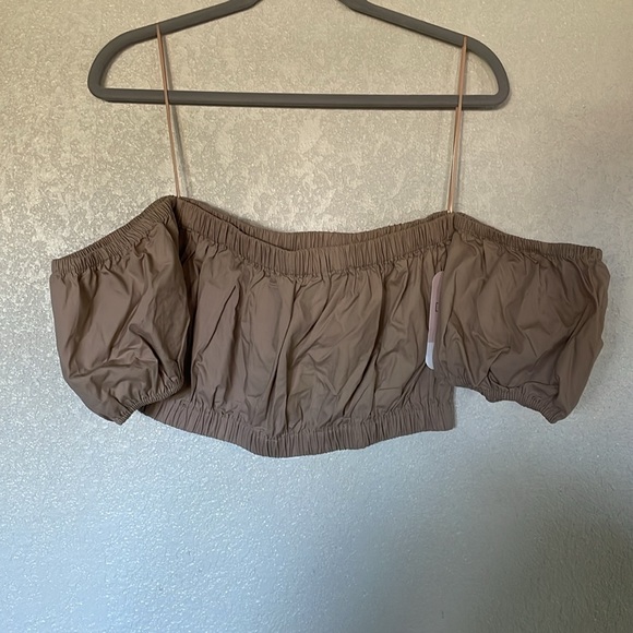 Crescent taupe off the shoulder women’s crop top - Picture 2 of 6